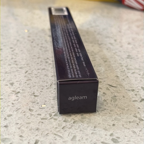 Tarte shape tape glow wand - Picture 3 of 3